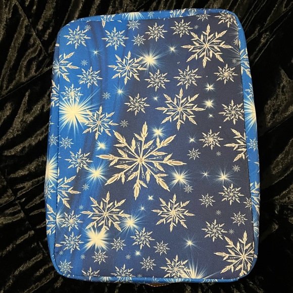 Snowflake Bag - Picture 3 of 3